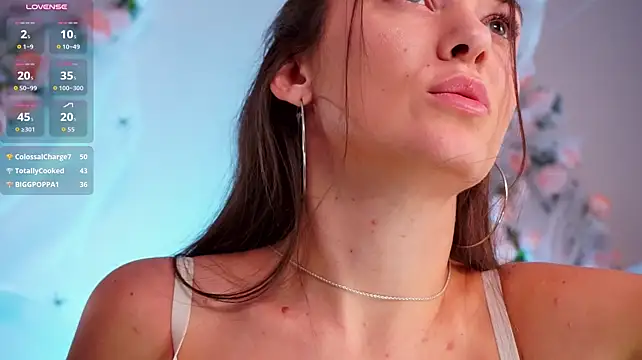 YayMaya - naked tits 10 min
