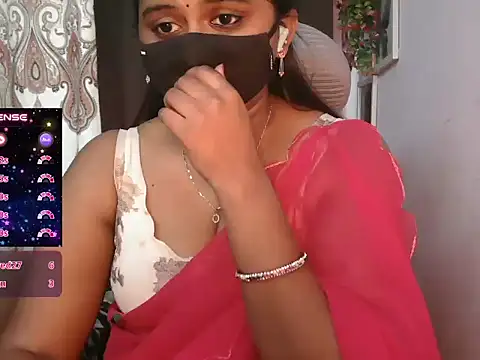 Pavani-Darling - ice on boobs in 5 mins