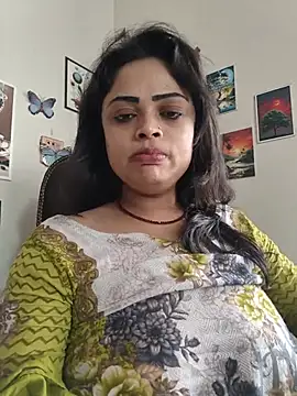 Pinky-2 - Oiling My Sexy Pussy Hole