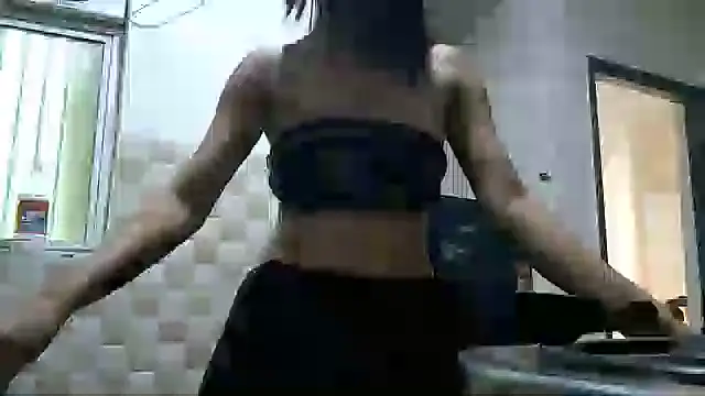 Onibaddiee - ICE ON MY BOOBIESS