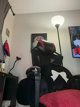 Ebony_Queeenx - Ride dildo + squirt x3