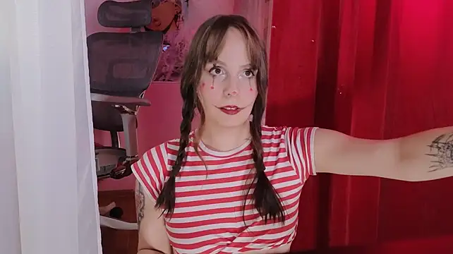 AdeleIvy - shake boobs in bra