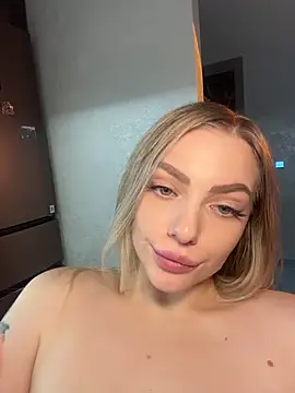 HugeBoobsAlice - DOUBLE SQUIRT WITH 4 FINGERS INSIDE
