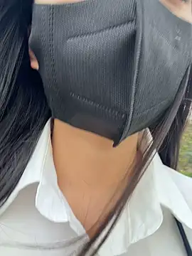 Xiao-Lin - 户外刺激裸上身