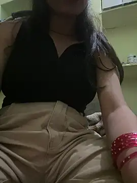 Hotty_Karishma-