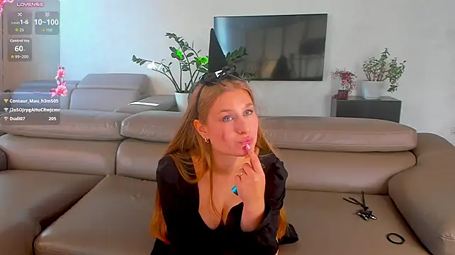 RuthHoch - stroke my sweety and do handbra