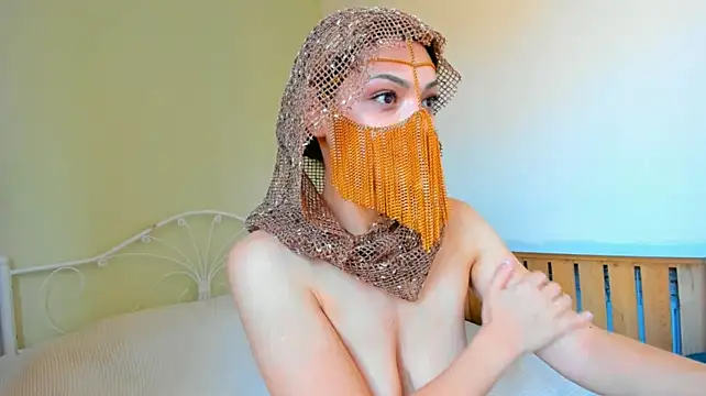 _cleopattra_ - top off