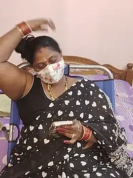 Telugu---___geeta - Show boobs