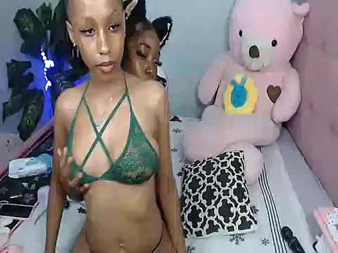 Zurii- - WET ASS PUSSY