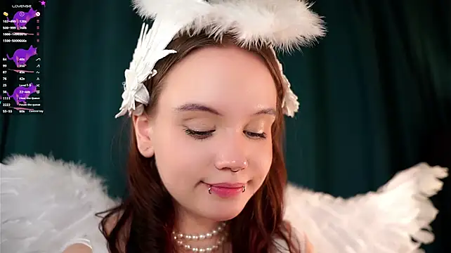 LeahAllsop1 - Standing up, I tease you with my ass