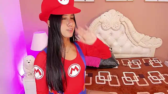 AlanaJones1 - Dildo in pussy
