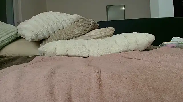 Perfect_Moans - Oil my ass up 💦