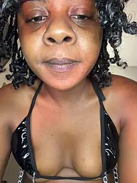 Ebony_Queeenx - Ride dildo + squirt x3