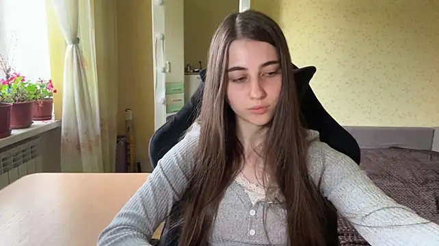 LenitaRamshur - Tease with my ass close cam