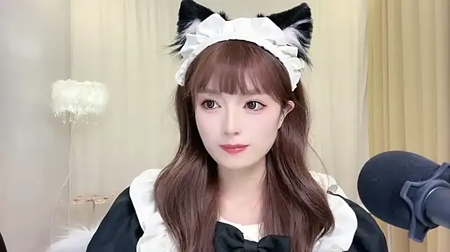 LiLy0608 - 会一直陪在主人身边的（ずっとご主人様のそばにいるね。）