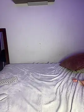 Alahiaaa_ - Striptease