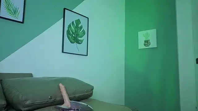 Liaroselle - pug anal + fuck me pussey