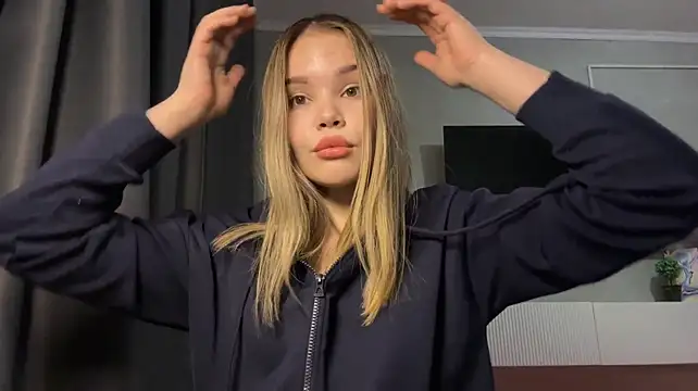 KrystinaBelgard - Dance in only body for the first time