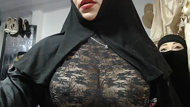Nadia__abaud - PLAY MY HAIR PUSSY 🥵🥵🥵