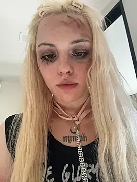 Badblondie - 🎃"BE SPOOKY, BLONDIE!"🎃