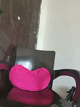 Honeybeespecial - Go bath at the beach & flash pussy😘😘