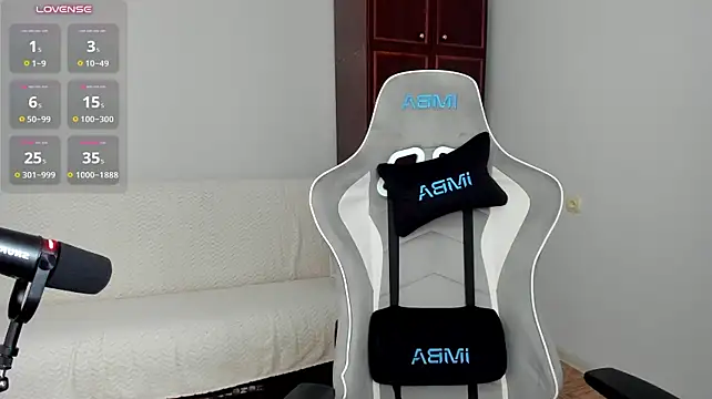 Jam_cream - flash tits