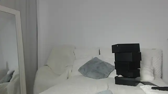 Layla23a - Let me ride you like a naughty girl