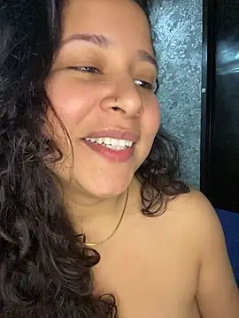 DaphneSky - COMPLETELY NAKED 😵🥵😈