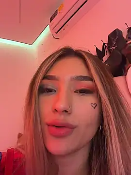 Ariannaa_1 - Hard Spanks Harley 😈