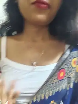 Gud_girl_Nilu - Boobs oiling