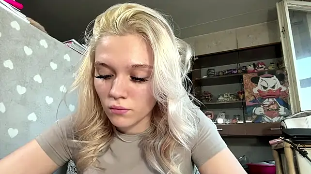 ChantellBuist - My sexy dance in shorts