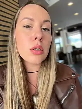Mona_Plus - Squirt through NylonTig🖤💦LT hot video