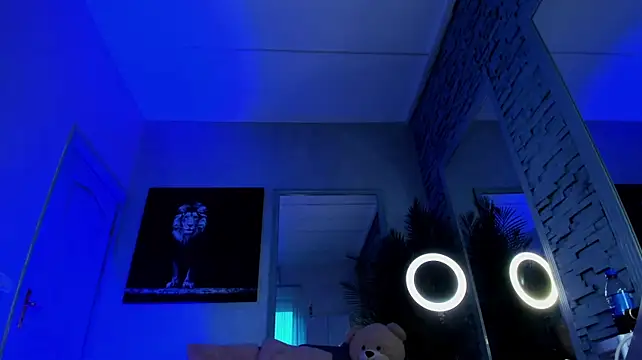 Reina_Cummings - Strip Show 👙