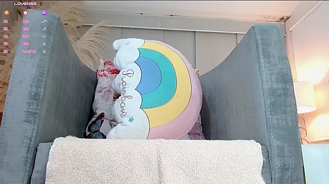 Adara_le - 4 fingers in the pussy