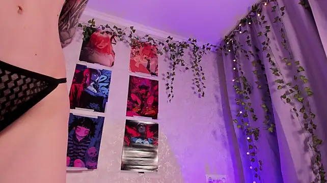 LuckySexyDoll - TOPLESS TEASE
