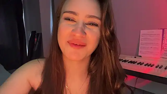 KailaGarofolo - find out the color of her panties)