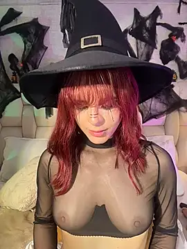 SamanthaaWoods