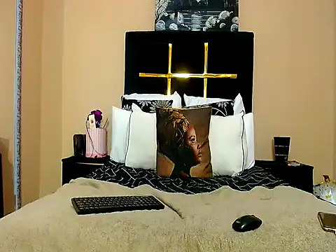 EbonySlimThick - Ride Dildo