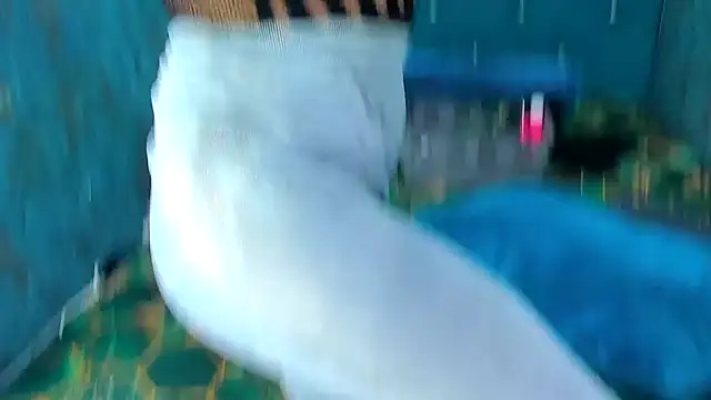 RedAssHottie - bottle dildo in pussy