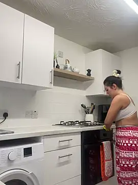 Magical_mia - SHOW BUSH