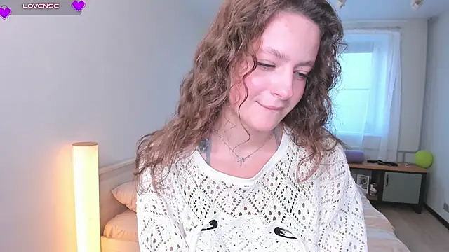 MarviSinner - Gently massage my tits