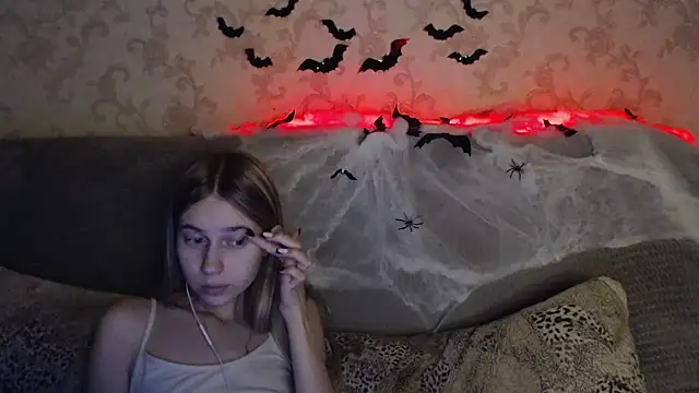 ModelPi - I'll play any song😘