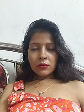 Gud_girl_Nilu - Boobs oiling