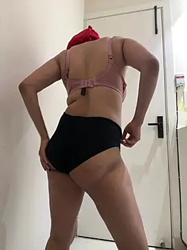 Hot_avni - pussy oil