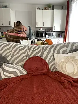 Poppyshaw_ - Bend over Naked 💕