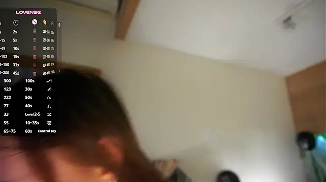 ElinPoston - 🎃Play with my NIPPLES under my shirt🎃