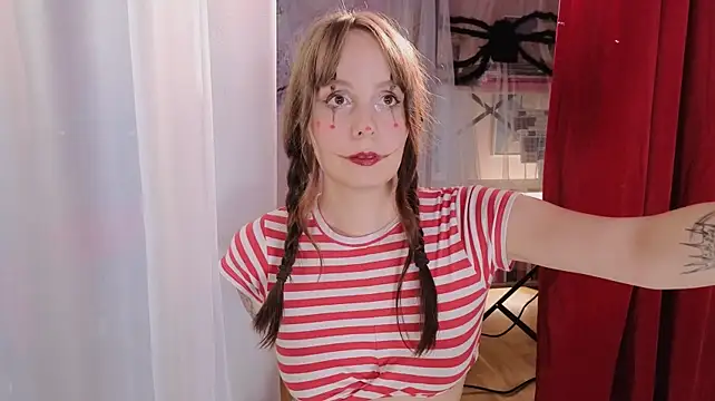 AdeleIvy - shake boobs in bra