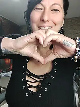 LeillaaX