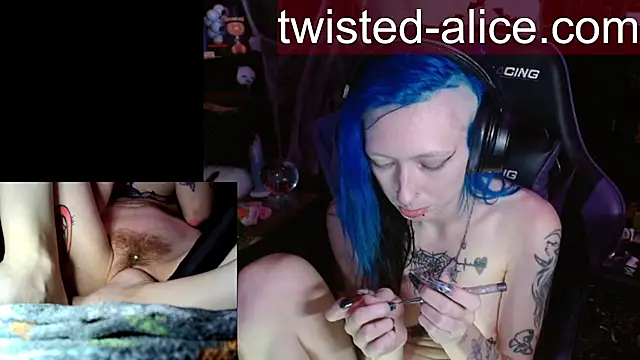Twisted_Alice - oil up
