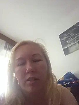 StephanieWhite - Komplett nackt